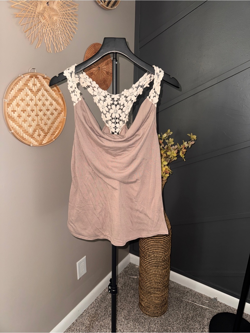 Wet Seal sleeveless tank cream crochet racerback boho summer lightweight neutral